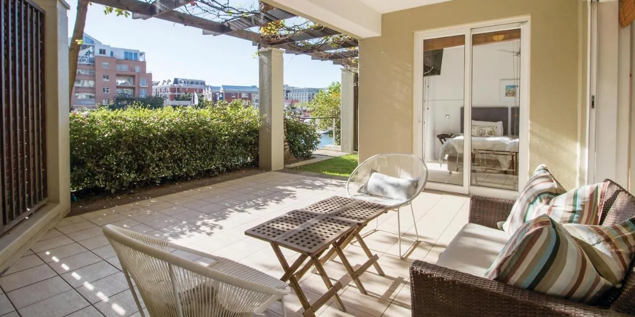 Three Bedroom Apartment - Fully Furnished And Equipped Κέιπ Τάουν